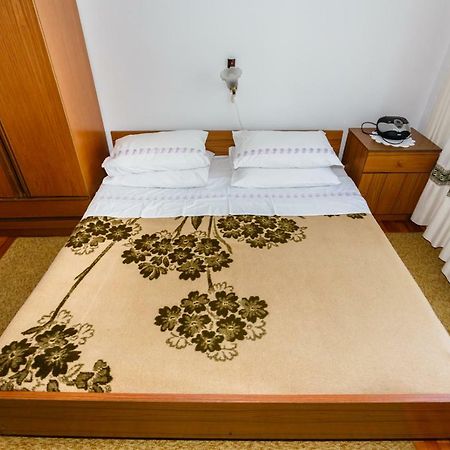 Apartmani Jelica Krk Town Εξωτερικό φωτογραφία