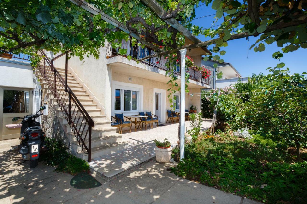 Apartmani Jelica Krk Town Εξωτερικό φωτογραφία